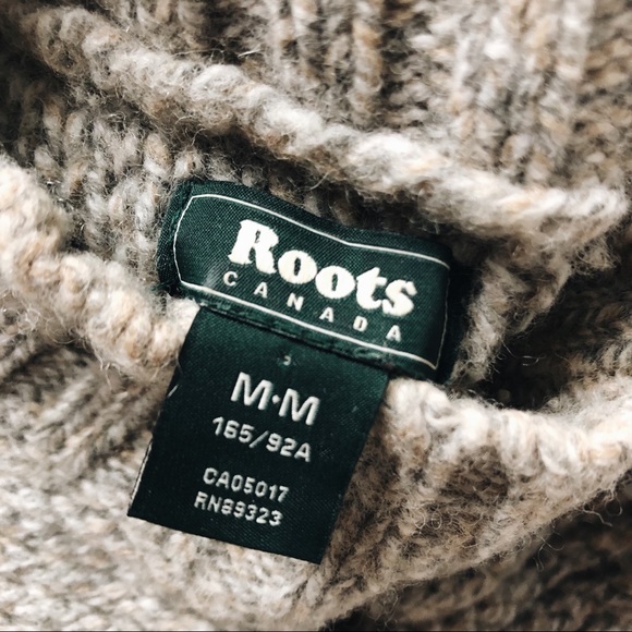 SOLD Cropped Wool Sweater - Picture 2 of 4